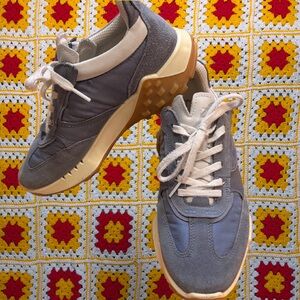 Ecco Womens Retro Sneaker Misty White 39 (size 9)